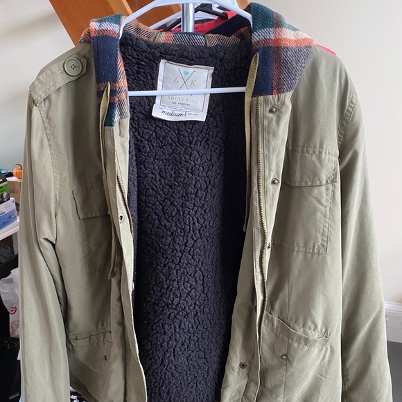 Spring jacket cleaning! - Picture 10 of 11